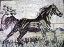 AN282 Black horse in motion Mosaic