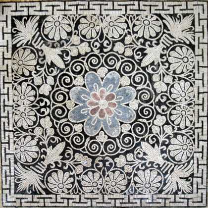 Black & White Floral Blue & Red Central Flower Mosaic